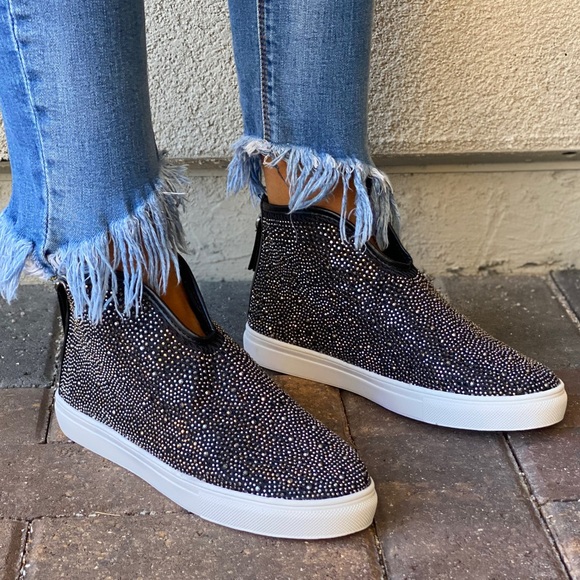 Rhinestone Embellished Laceless High Top Sneakers - Picture 2 of 16